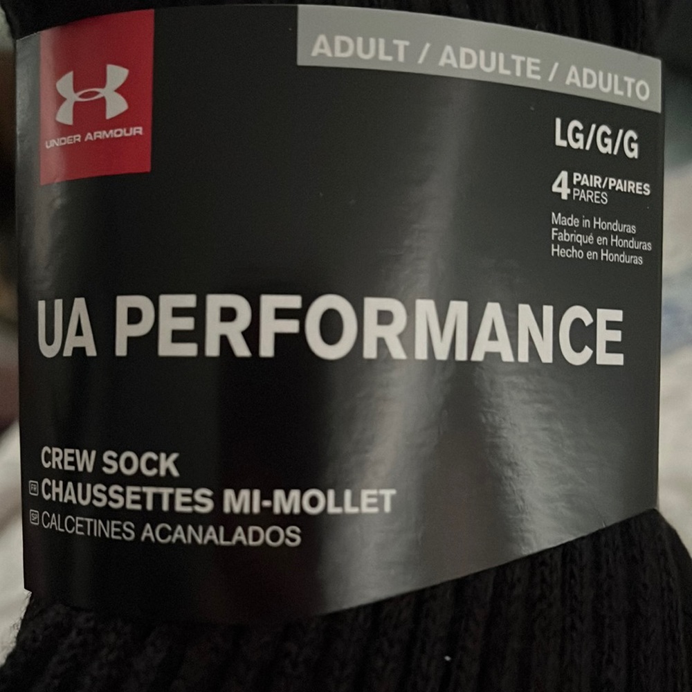 Under Armor Performance crew socks 4 pr pk